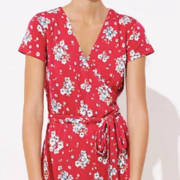 Loft Women's Red V-neck Wrap dress with White and Yellow Flowers Size XS - Picture 2 of 8